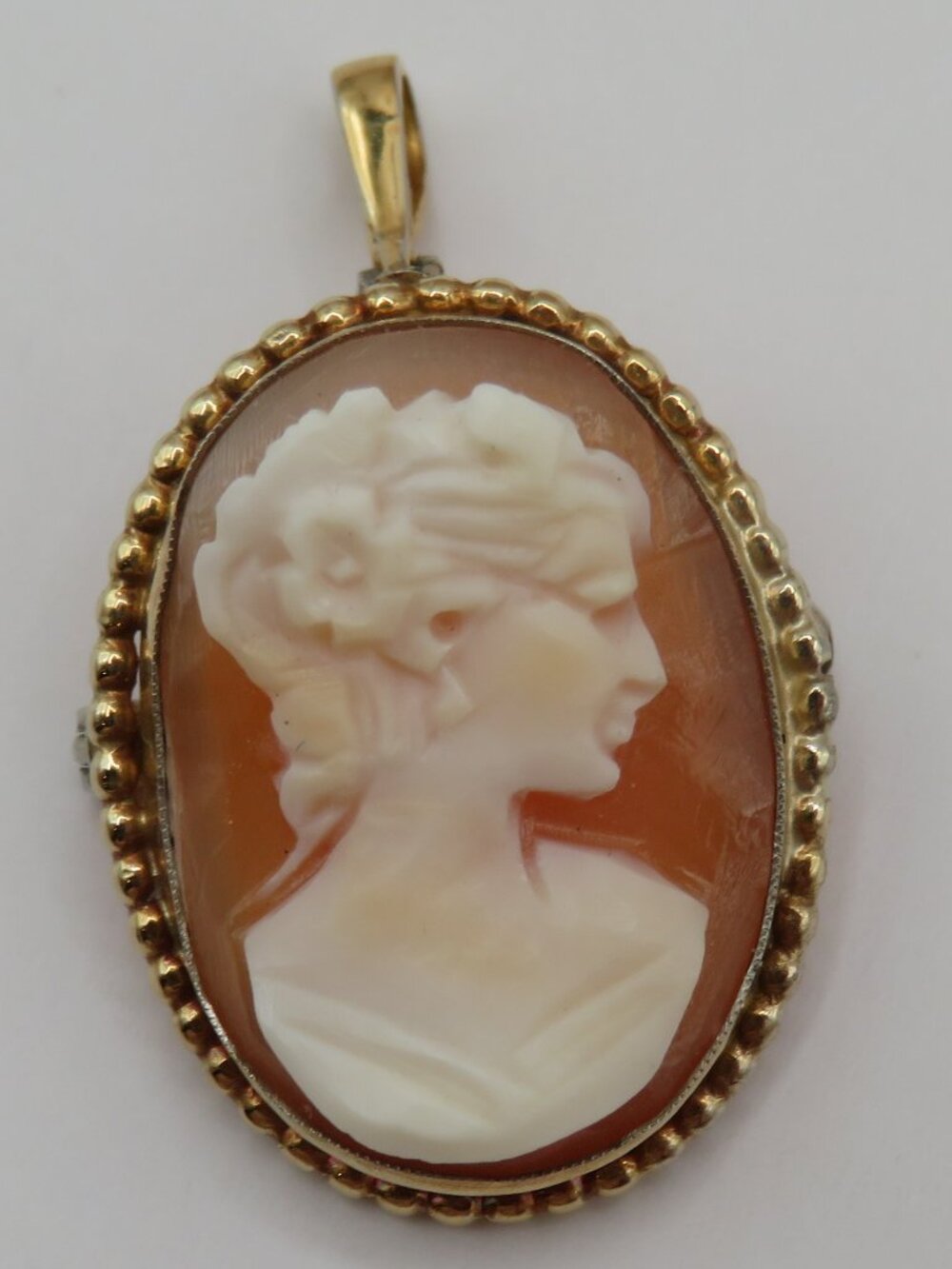 Vintage Krementz Cameo Gold Tone Brooch Pendant